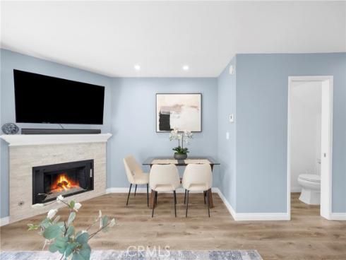 290 Victoria 31 Street, Costa Mesa, CA