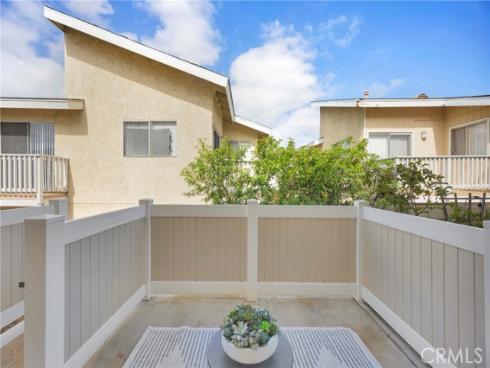 290 Victoria 31 Street, Costa Mesa, CA