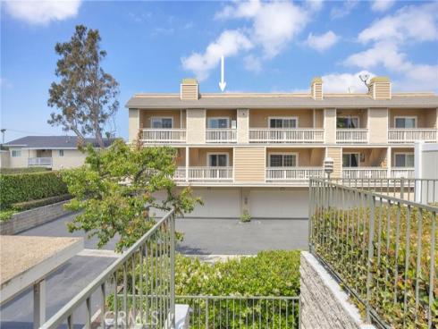 290 Victoria 31 Street, Costa Mesa, CA