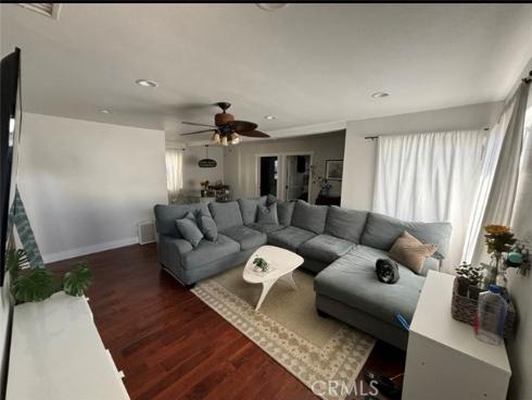 228 Del Mar Avenue, Costa Mesa, CA