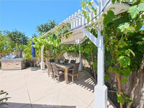 2018 Anaheim Avenue, Costa Mesa, CA