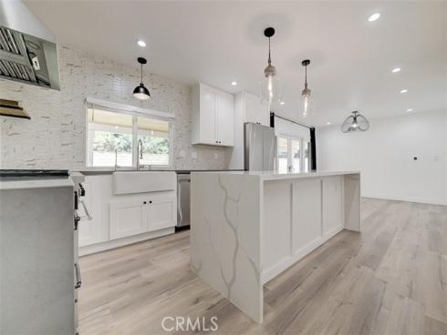 380 Mira Loma Pl , Costa Mesa, CA