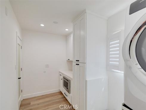 380 Mira Loma Pl , Costa Mesa, CA