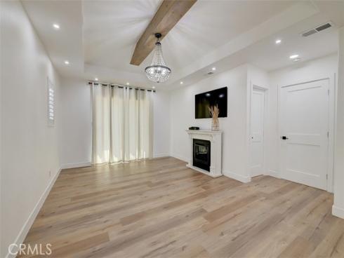 380 Mira Loma Pl , Costa Mesa, CA