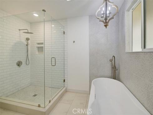 380 Mira Loma Pl , Costa Mesa, CA