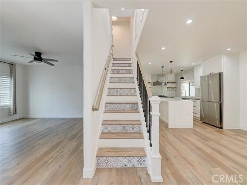 380 Mira Loma Pl , Costa Mesa, CA