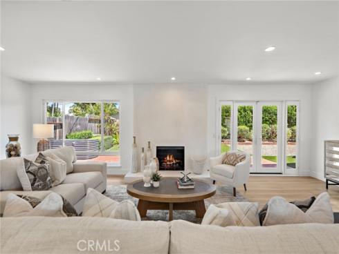 2786 Lorenzo Avenue, Costa Mesa, CA