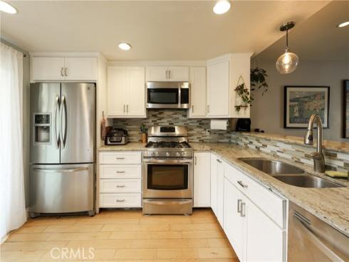 290 Victoria 19 Street, Costa Mesa, CA