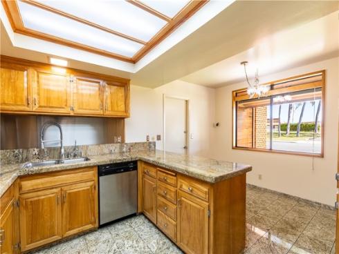 2405 Tustin Avenue, Costa Mesa, CA