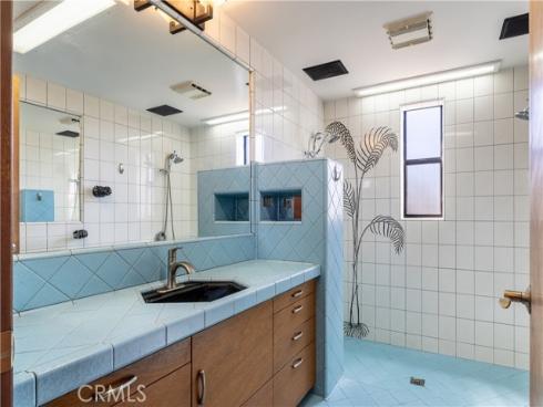 2405 Tustin Avenue, Costa Mesa, CA