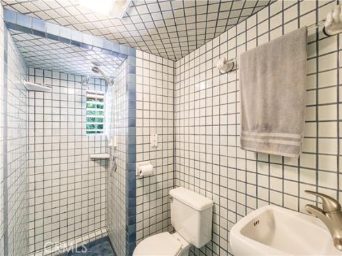 2405 Tustin Avenue, Costa Mesa, CA