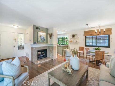 1925 Anaheim 8 Avenue, Costa Mesa, CA