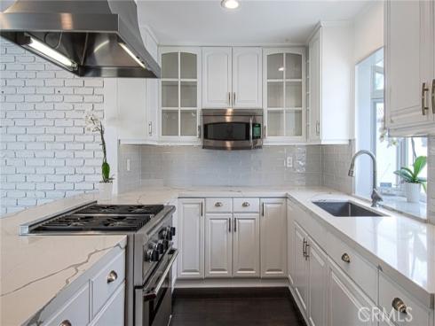 411 Lenwood Drive, Costa Mesa, CA