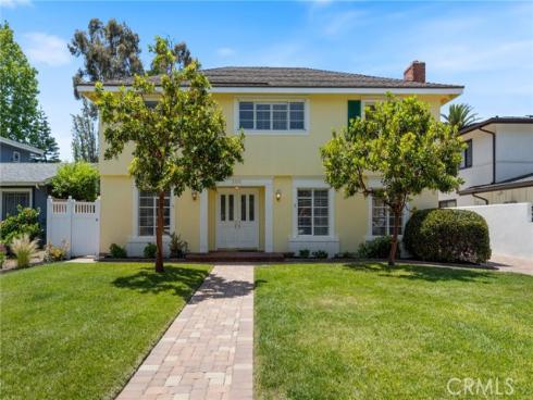 305 Robin Hood Lane, Costa Mesa, CA