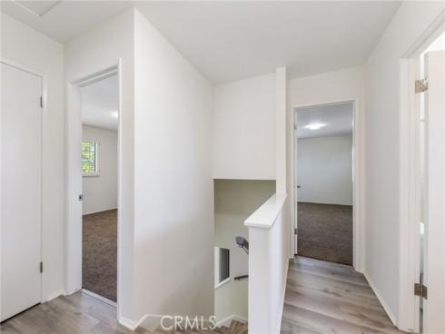 305 Robin Hood Lane, Costa Mesa, CA