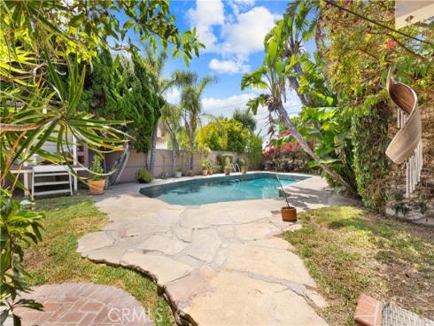 317 Walnut Street, Costa Mesa, CA