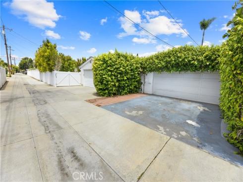 317  Walnut   Street, Costa Mesa, CA