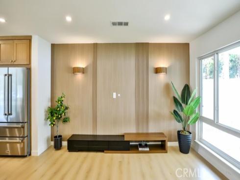 2737 Lorenzo Avenue, Costa Mesa, CA