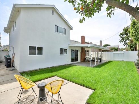 2737 Lorenzo Avenue, Costa Mesa, CA