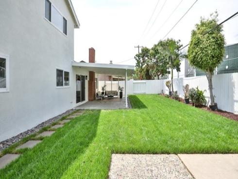 2737 Lorenzo Avenue, Costa Mesa, CA