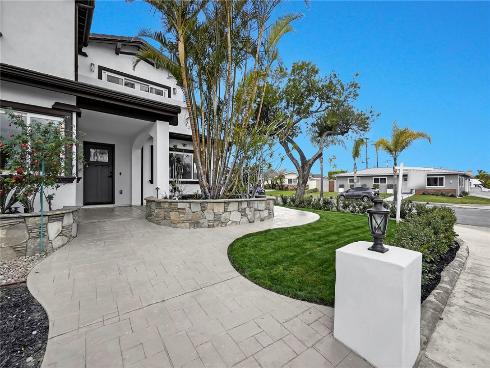 3119 Gibraltar Avenue, Costa Mesa, CA