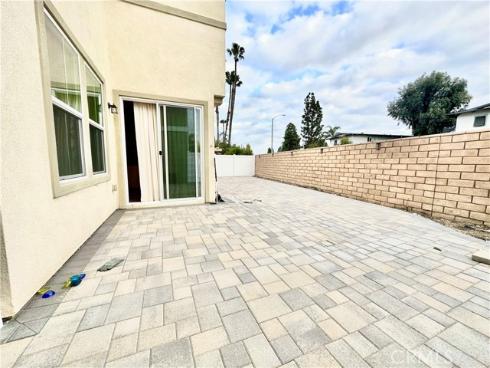 403 Aura Drive, Costa Mesa, CA