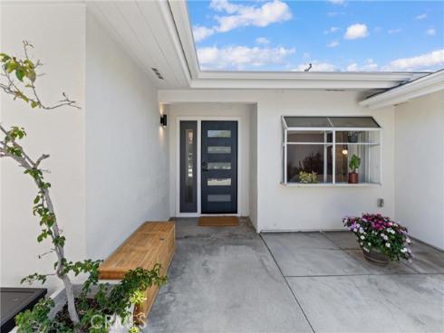 2924 Royal Palm Drive, Costa Mesa, CA