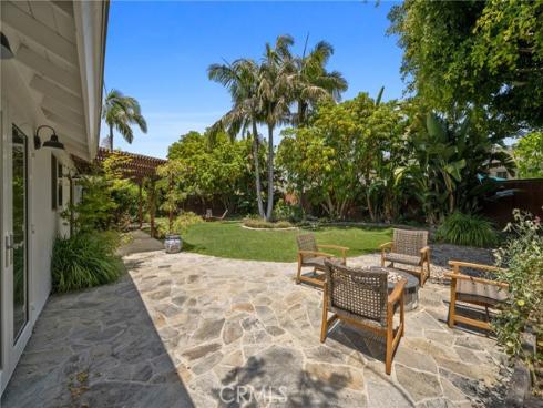 2704 Albatross Drive, Costa Mesa, CA