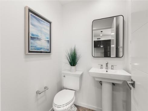 645 Channel Way , Costa Mesa, CA