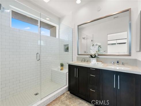 645 Channel Way , Costa Mesa, CA