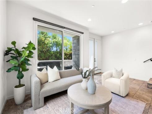 645 Channel Way , Costa Mesa, CA