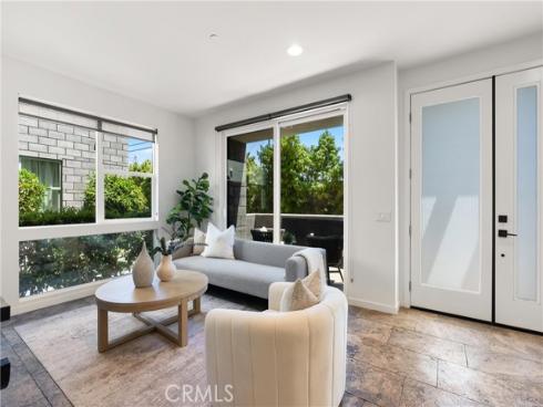 645 Channel Way , Costa Mesa, CA