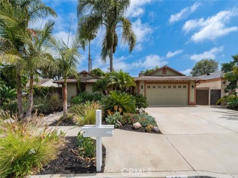 983 Oak Street, Costa Mesa, CA