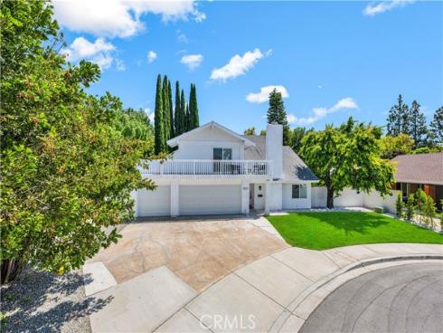 921 Dahlia Avenue, Costa Mesa, CA
