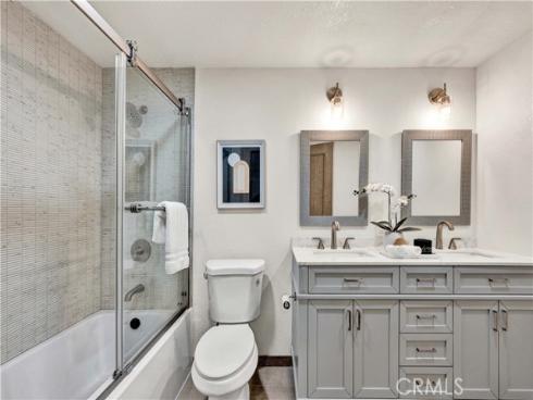 921 Dahlia Avenue, Costa Mesa, CA