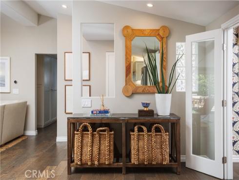 292 Bowling Green Drive, Costa Mesa, CA