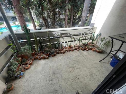 404 Brighton Springs , Costa Mesa, CA