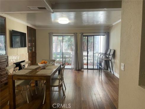 404 Brighton Springs , Costa Mesa, CA