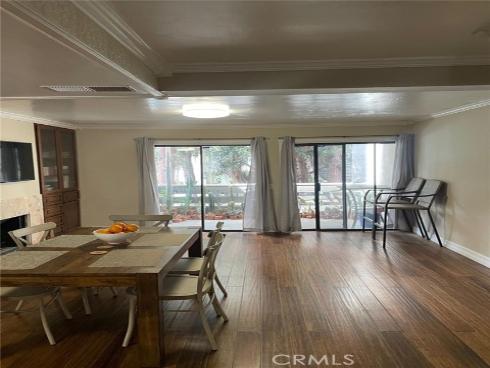 404 Brighton Springs , Costa Mesa, CA