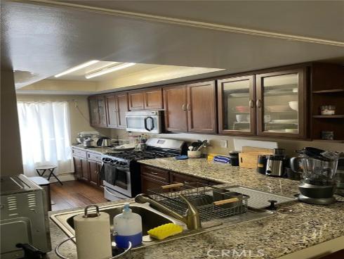 404 Brighton Springs , Costa Mesa, CA