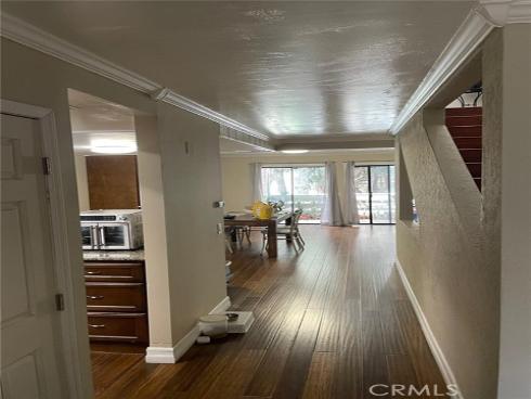 404 Brighton Springs , Costa Mesa, CA