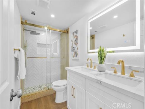 2512 Santa Ana 3 Avenue, Costa Mesa, CA