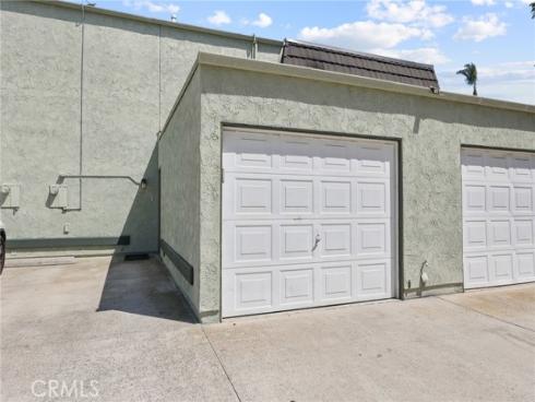 1634 Iowa B Street, Costa Mesa, CA