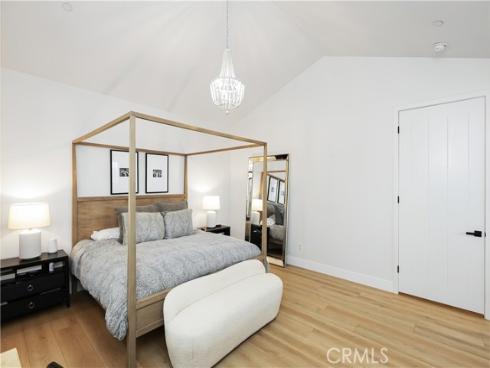 2294 Pacific Avenue, Costa Mesa, CA