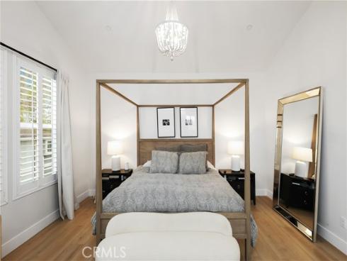 2294 Pacific Avenue, Costa Mesa, CA