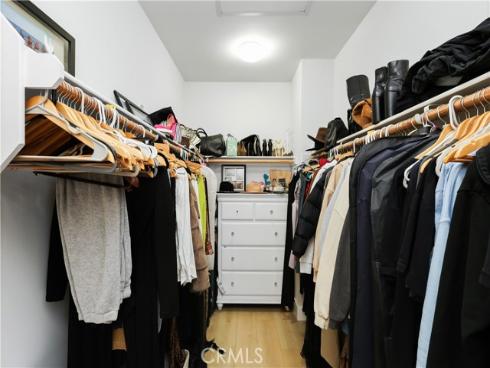 2294  Pacific   Avenue, Costa Mesa, CA