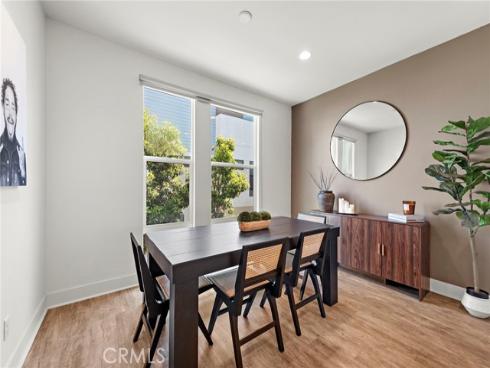 645 W 17th Street, Costa Mesa, CA