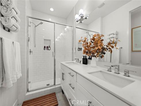 645 W 17th Street, Costa Mesa, CA