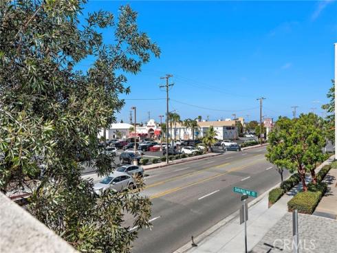 645 W 17th Street, Costa Mesa, CA