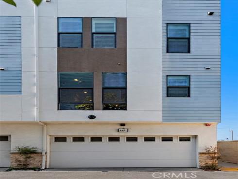 645 W 17th Street, Costa Mesa, CA